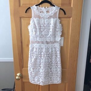 Bloomingdale's The Room White Sleeveless Lace Mini Dress